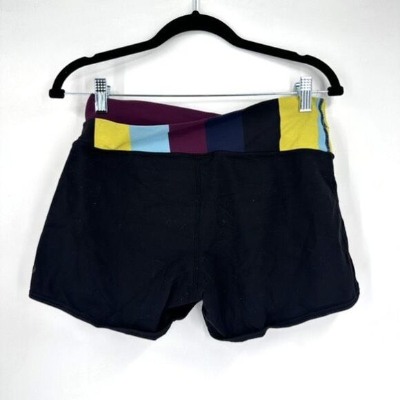Lululemon Astro Shorts Size Small Crossover Waist Size 6 Black/Split Pea/ POW st - Picture 3 of 9